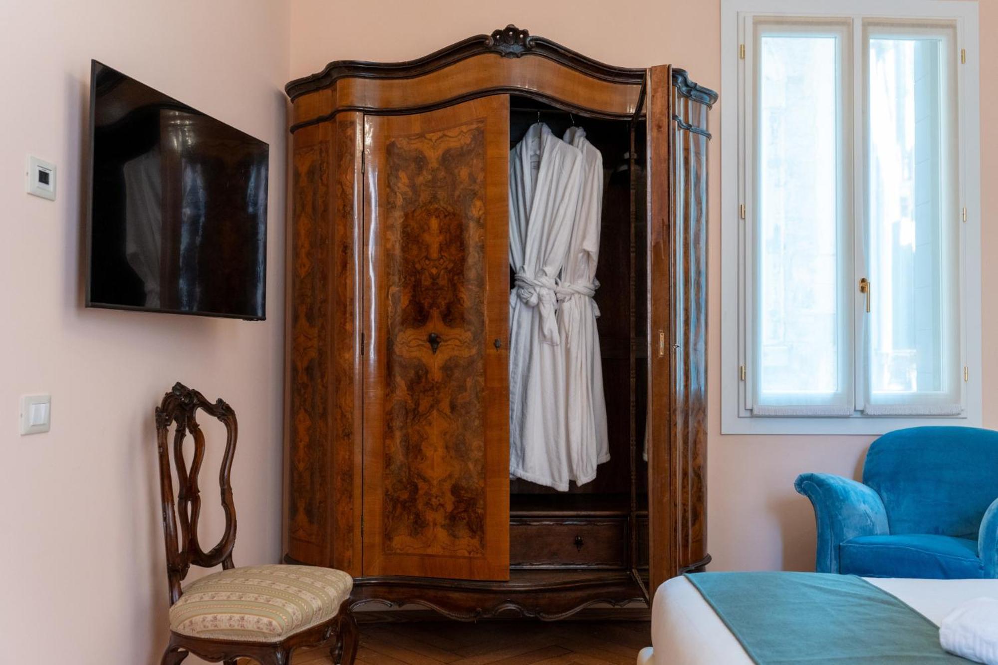 Ve.N.I.Ce. Cera Ai Leoncini Apartment Venesia Bagian luar foto