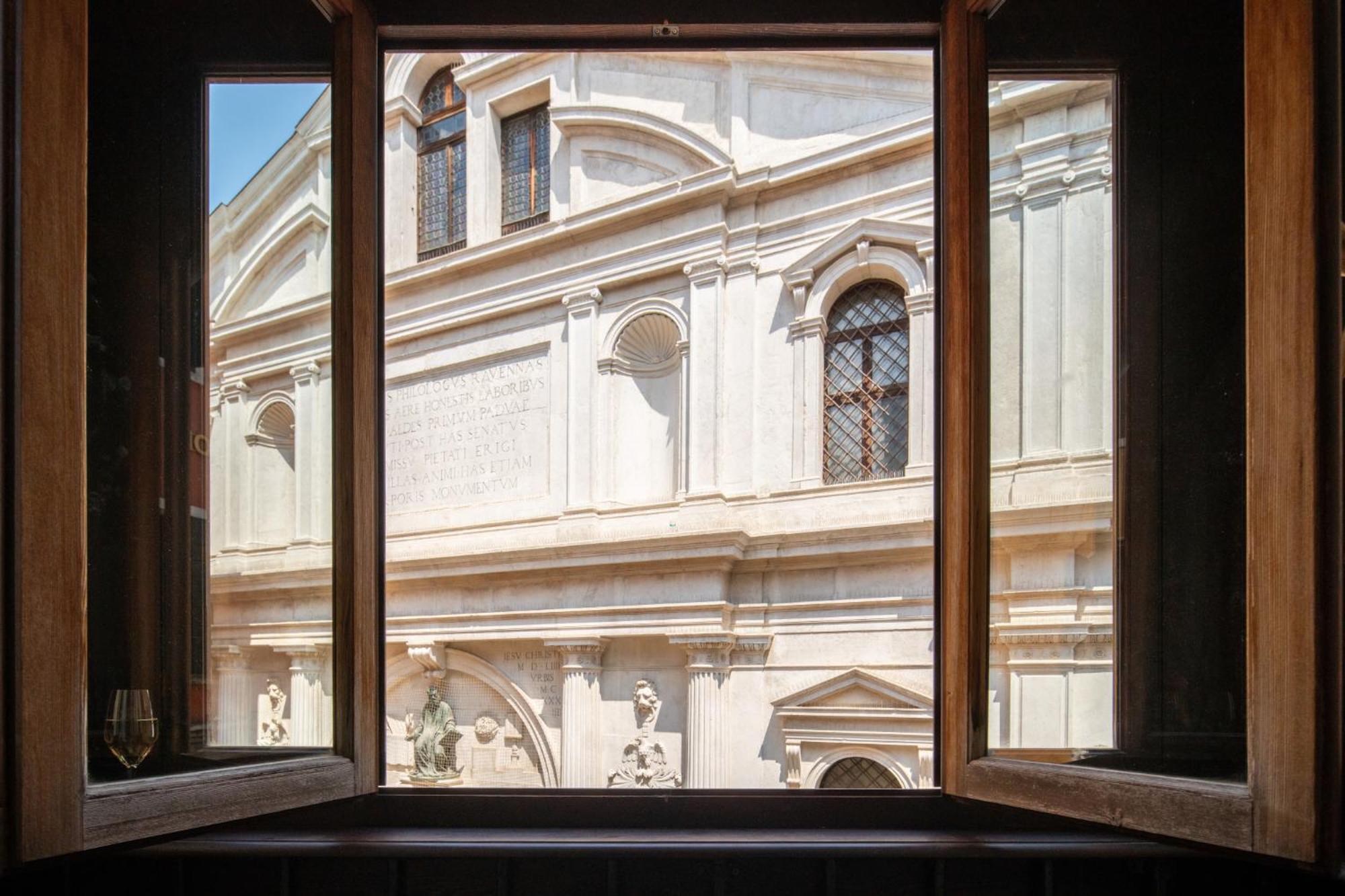 Ve.N.I.Ce. Cera Ai Leoncini Apartment Venesia Bagian luar foto