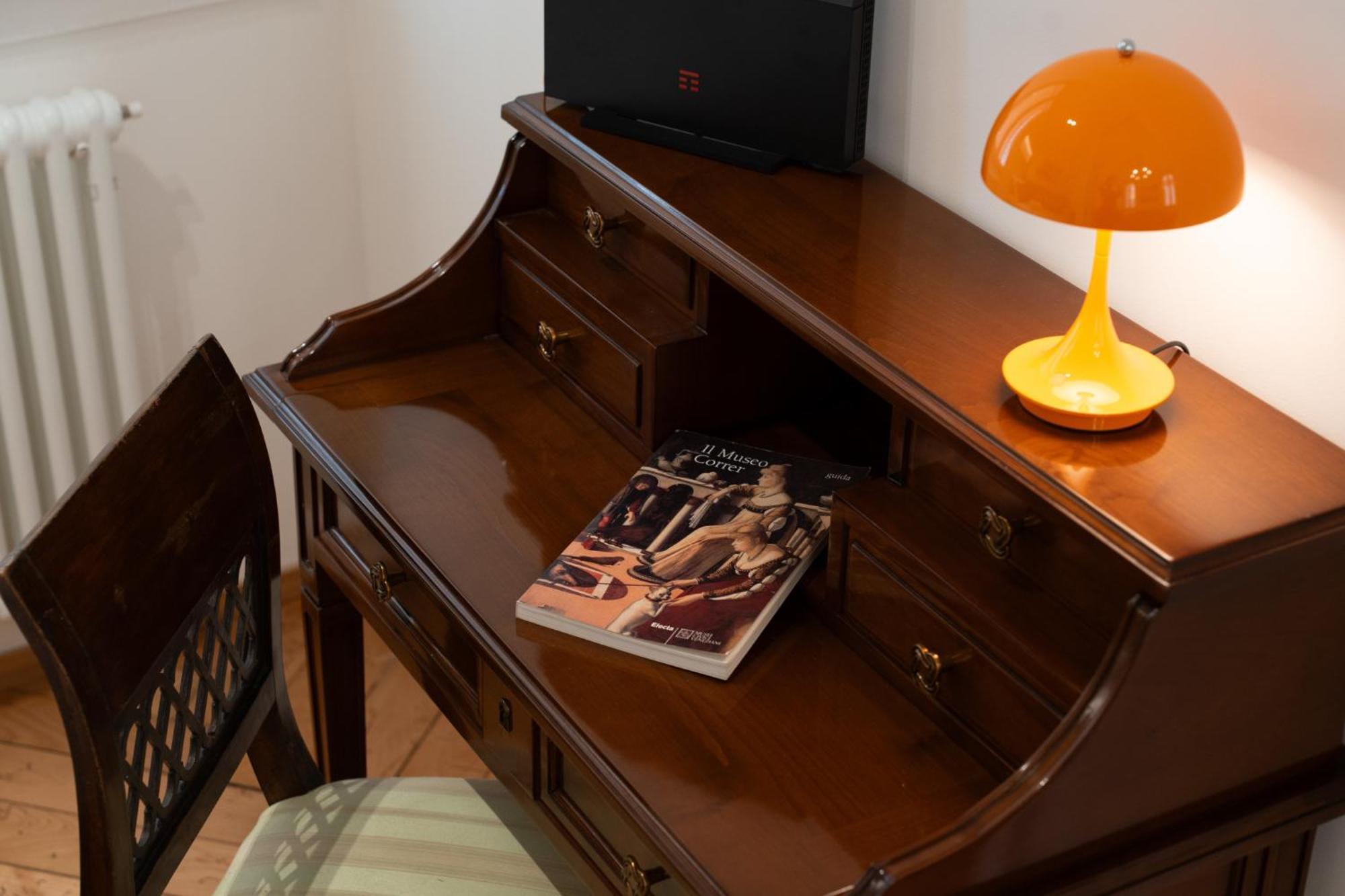 Ve.N.I.Ce. Cera Ai Leoncini Apartment Venesia Bagian luar foto
